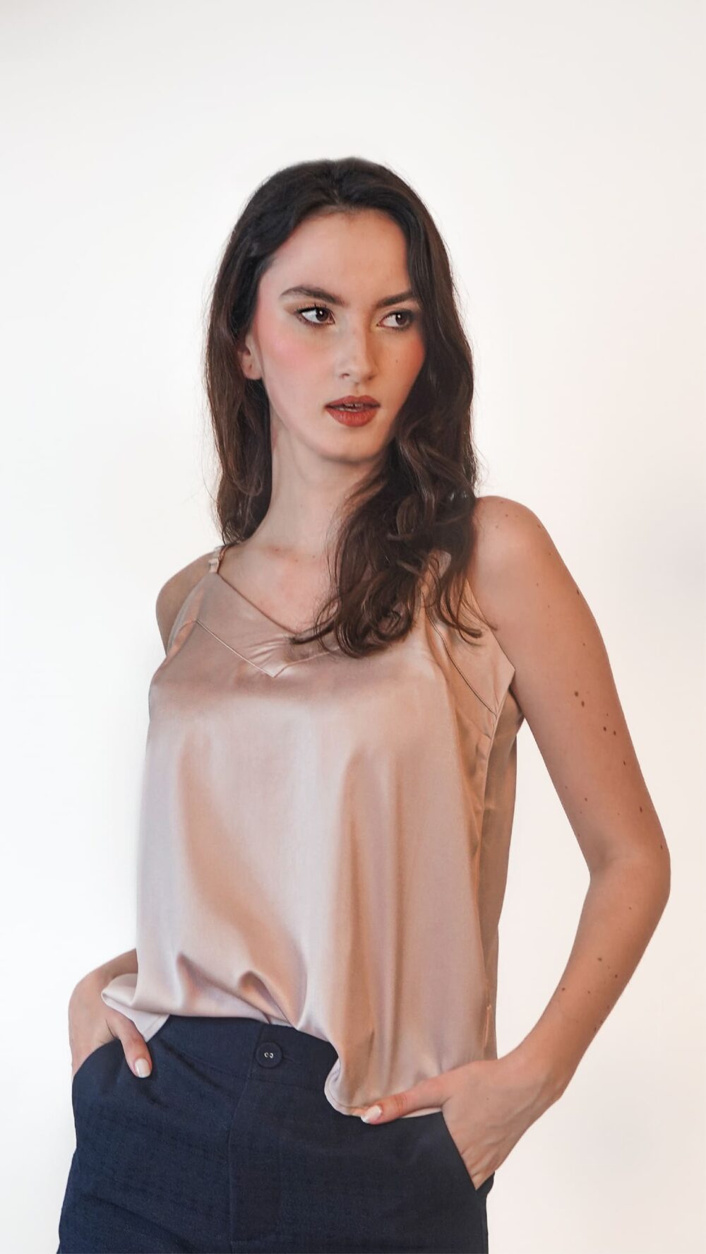 blusa satinada